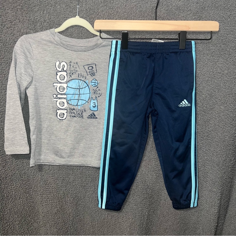 Toddler boys adidas matching shirt/jogger set
